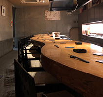 鳥大の店内カウンター写真